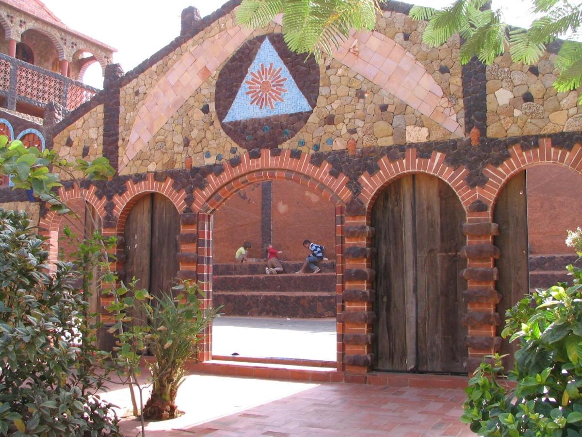 Hotel Sobo Bade à Toubab Dialo Extérieur photo