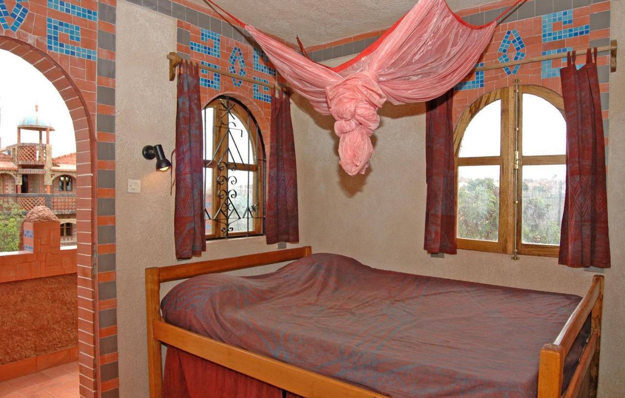 Hotel Sobo Bade à Toubab Dialo Extérieur photo